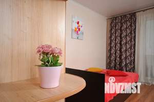 1-к квартира, посуточно, 45м2, 5/10 этаж