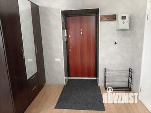 Студия квартира, посуточно, 42м2, 2/9 этаж