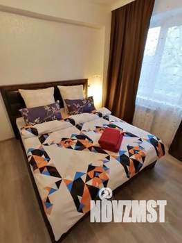 3-к квартира, посуточно, 57м2, 1/1 этаж