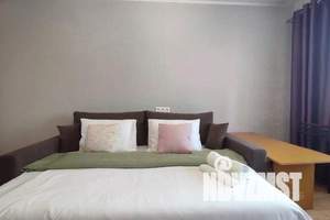 1-к квартира, посуточно, 38м2, 2/9 этаж