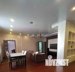 3-к квартира, на длительный срок, 95м2, 3/10 этаж