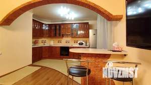 1-к квартира, посуточно, 61м2, 7/10 этаж