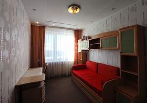 4-к квартира, на длительный срок, 134м2, 8/9 этаж