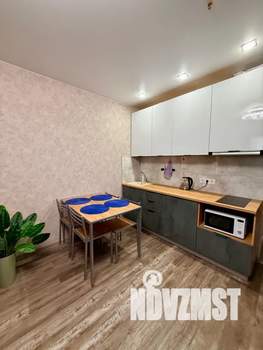 1-к квартира, посуточно, 35м2, 7/15 этаж