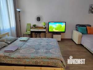 1-к квартира, посуточно, 40м2, 1/9 этаж
