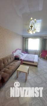 1-к квартира, посуточно, 40м2, 3/9 этаж