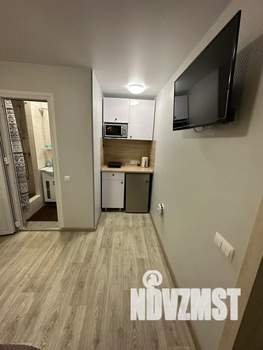 1-к квартира, посуточно, 13м2, 1/9 этаж