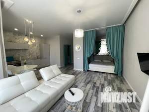 Студия квартира, посуточно, 40м2, 2/15 этаж