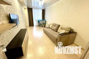 1-к квартира, посуточно, 42м2, 2/14 этаж