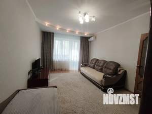 1-к квартира, посуточно, 38м2, 4/9 этаж