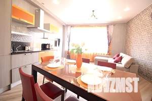 3-к квартира, посуточно, 77м2, 2/8 этаж