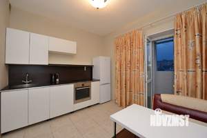 1-к квартира, на длительный срок, 41м2, 4/5 этаж