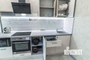 1-к квартира, посуточно, 44м2, 1/1 этаж