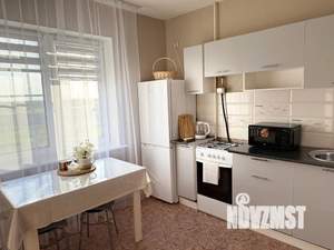 1-к квартира, посуточно, 37м2, 7/10 этаж