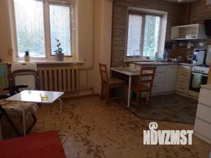 Студия квартира, посуточно, 25м2, 1/5 этаж