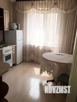 1-к квартира, посуточно, 45м2, 3/10 этаж