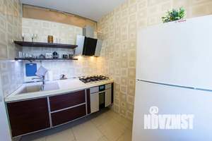 2-к квартира, посуточно, 52м2, 5/5 этаж