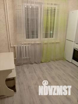 1-к квартира, посуточно, 39м2, 7/10 этаж