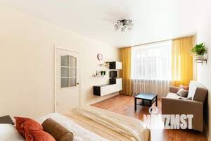 1-к квартира, посуточно, 37м2, 1/1 этаж