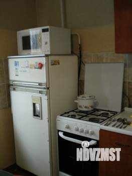 1-к квартира, посуточно, 40м2, 1/9 этаж