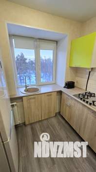 Студия квартира, посуточно, 28м2, 4/5 этаж