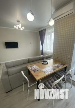 Студия квартира, посуточно, 41м2, 14/15 этаж