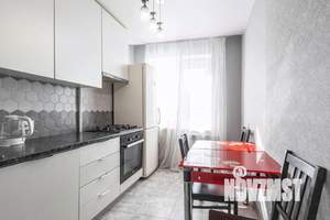 1-к квартира, посуточно, 54м2, 1/1 этаж