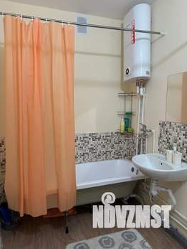 1-к квартира, посуточно, 44м2, 15/16 этаж