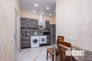 1-к квартира, посуточно, 40м2, 11/16 этаж