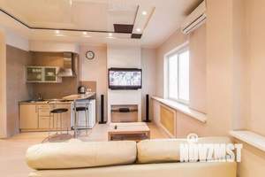 1-к квартира, посуточно, 50м2, 1/1 этаж