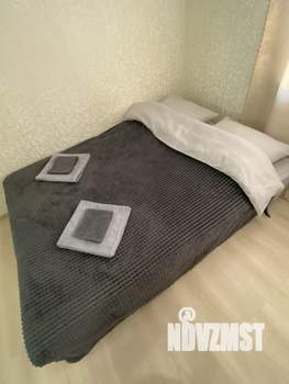 Студия квартира, посуточно, 33м2, 6/8 этаж