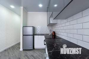 Студия квартира, посуточно, 37м2, 3/21 этаж