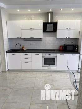 1-к квартира, посуточно, 47м2, 1/1 этаж