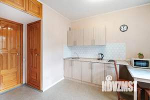 1-к квартира, посуточно, 38м2, 8/12 этаж