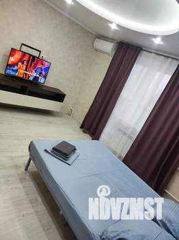 1-к квартира, посуточно, 40м2, 2/16 этаж