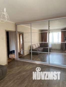 1-к квартира, посуточно, 38м2, 3/9 этаж