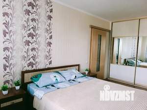 1-к квартира, посуточно, 40м2, 6/9 этаж