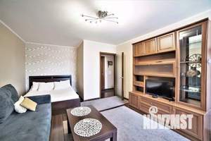 1-к квартира, посуточно, 42м2, 1/1 этаж