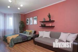 1-к квартира, посуточно, 42м2, 1/1 этаж