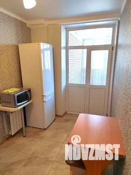 1-к квартира, посуточно, 40м2, 11/16 этаж