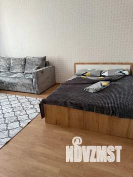 1-к квартира, посуточно, 44м2, 2/9 этаж