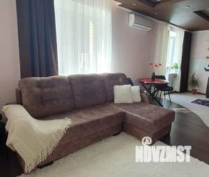 Студия квартира, посуточно, 35м2, 6/9 этаж