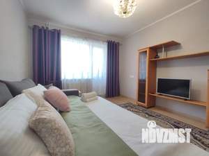 1-к квартира, посуточно, 36м2, 2/9 этаж