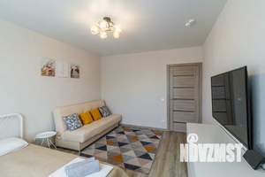 1-к квартира, посуточно, 40м2, 3/22 этаж