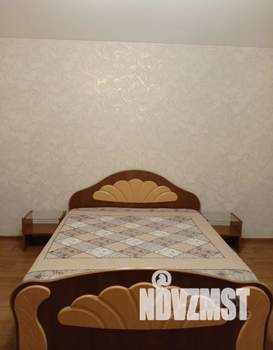 1-к квартира, посуточно, 43м2, 10/10 этаж