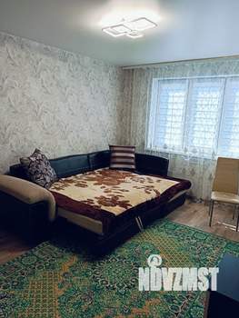 1-к квартира, посуточно, 37м2, 8/10 этаж