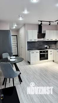 Студия квартира, посуточно, 32м2, 8/14 этаж