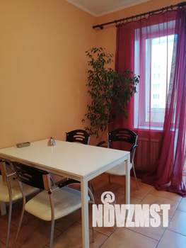 1-к квартира, посуточно, 60м2, 4/10 этаж