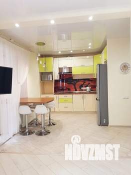 Студия квартира, посуточно, 37м2, 6/14 этаж