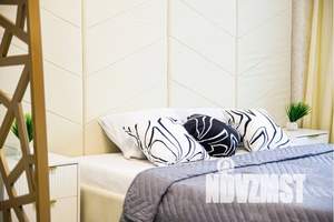 1-к квартира, посуточно, 35м2, 4/18 этаж